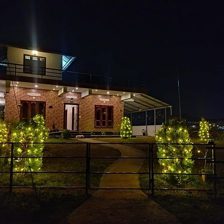 The Celeste Inn 瓦加蒙 外观 照片